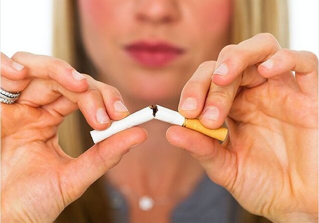 Sfatul lui Allen Carr va ajuta femeile să se lase de fumat